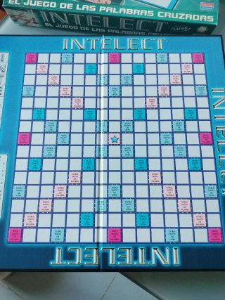 Juego de Mesa Intelect Luxe
