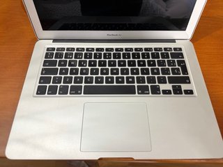 MacBook Air 13 (2017)