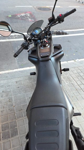Husqvarna Svartpilen 125