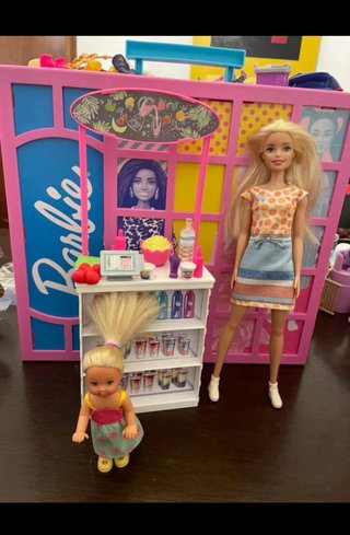 Set Barbie Chiosco con Bambole