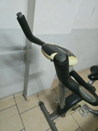 Bicicleta Estática Compacta