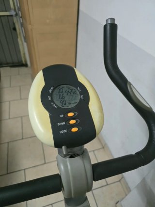 Bicicleta Estática Compacta
