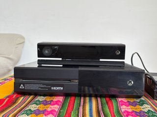 Consola Xbox One con Kinect