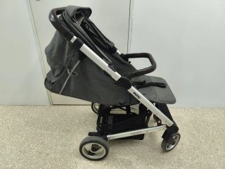 Silla de paseo para bebé gris