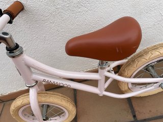 Bicicleta sin pedales Banwood rosa palo
