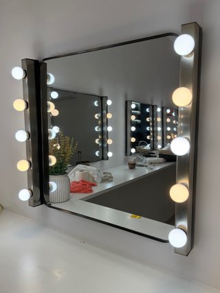 Espejo de tocador con luces LED