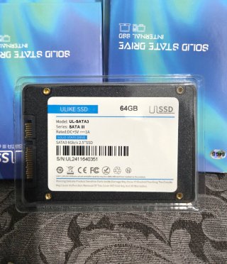 2 SSD SATA3 SATA 3 64GB 64 GB
