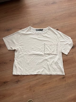 Camiseta Bimba y Lola con tachuelas