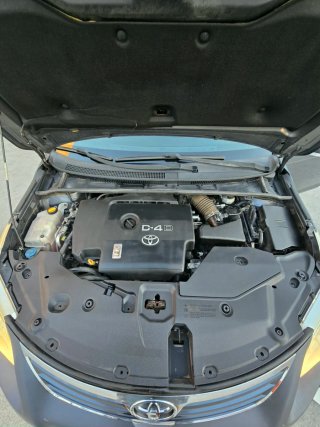 Toyota Avensis 2010