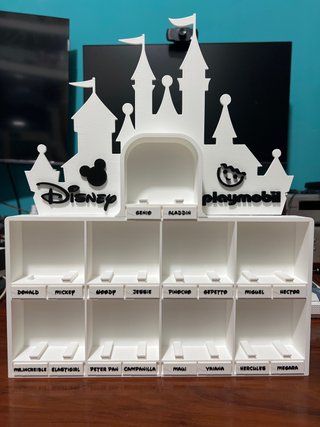 Expositor para Figuras de Huevos Kinder