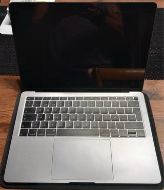 MacBook Air 13” 2019 i5 8GB 128GB SSD Gris