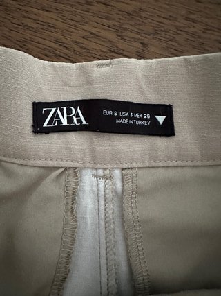 Bermudas Zara Beige