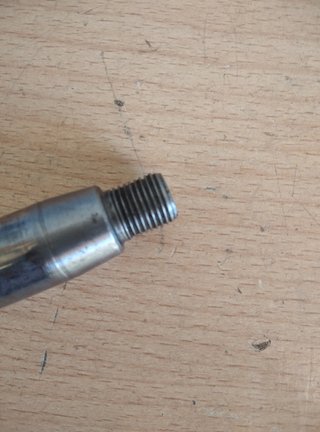 Eje polea Derbi Variant pedales