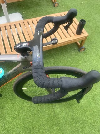 Bicicleta Bontrager Aeolus Comp 5
