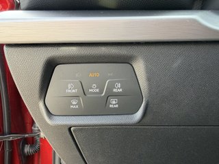 CUOTA 330€ - SEAT Leon 2025 TSI FR 25 Aniversario