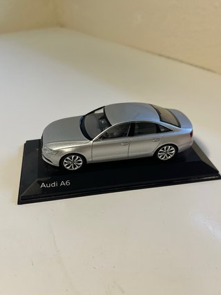 Maqueta Audi A6 Miniatura