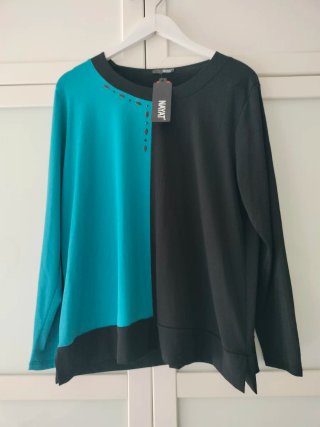 Camiseta Nayat Azul y Negra Talla XL