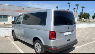Volkswagen Caravelle 2023
