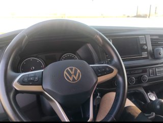 Volkswagen Caravelle 2023
