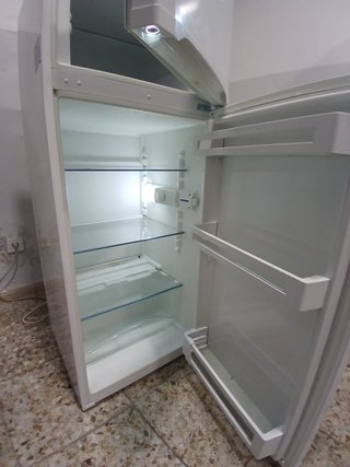 Nevera Liebherr Blanca