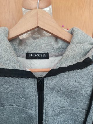 Sudadera con cremallera gris