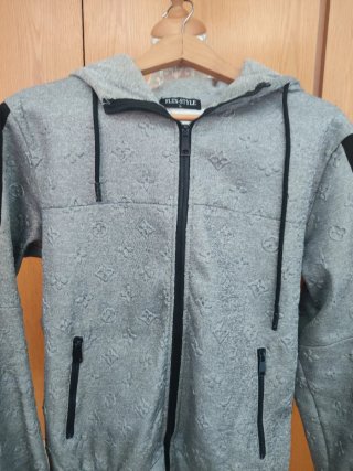 Sudadera con cremallera gris