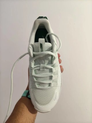 T38 Nike Free Metcon 7 blancas/verdes