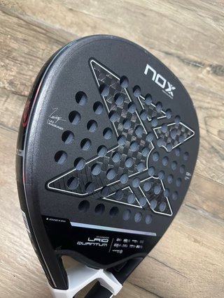 Pala de pádel NOX LAIO QUANTUM