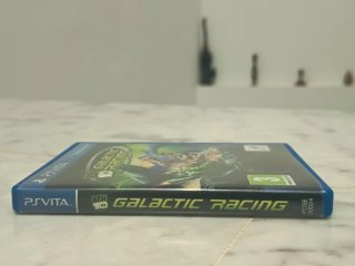 Ben 10: Galactic Racing (PS Vita)