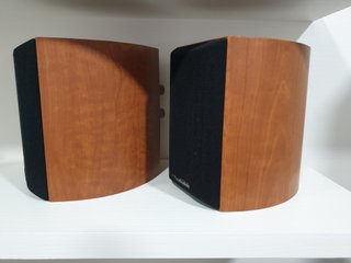 2 x Altavoces Wharfedale Marrones