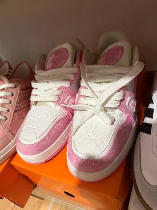 Zapatillas Louis Vuitton Rosa y Blanco