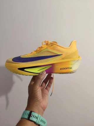 T47 Nike Zoom Fly 6 Naranja/Amarillo