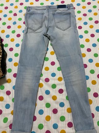Pantalón vaquero Stradivarius Talla S
