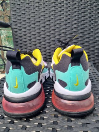 Nike Air Max 270 React Arte Mujer