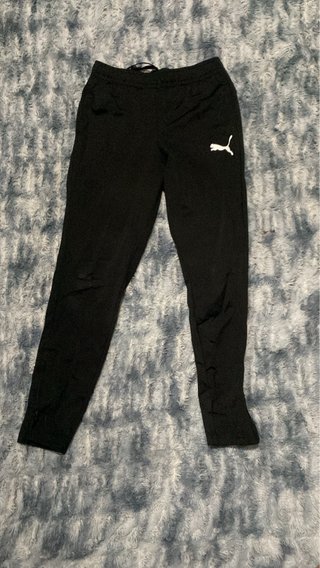 Chaqueta Deportiva Puma Negra y Blanca