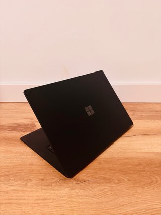 Surface Laptop Negro 32RAM/AMD Ryzen7/1TB/ 15,6”