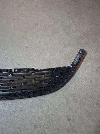 Grelha frontal Opel Astra J