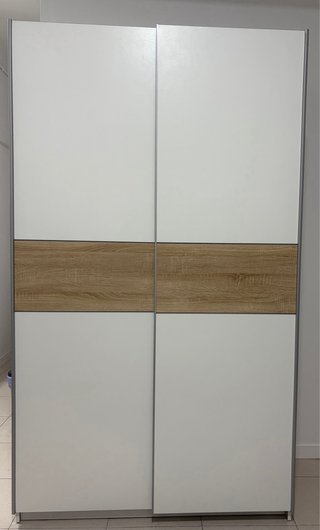 Armadio a 2 ante scorrevoli 120x209 cm