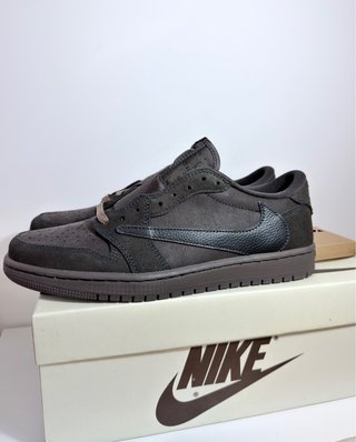 Zapatillas Nike x Travis Scott Marrones