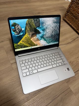 Portátil HP i7