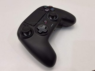 mando ps4 nacon revolution pro controller 3