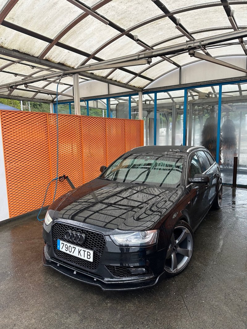 Audi A4 AVANT 2.0 TDI 2015