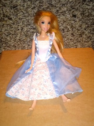 Muñeca Barbie Disney Princesa Mattel 2006