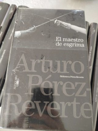 Colección libros Arturo Pérez Reverte