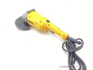 radial dewalt dwe492-qs