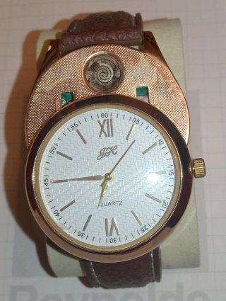 Reloj Quartz con Mechero y Correa Cuero Marrón