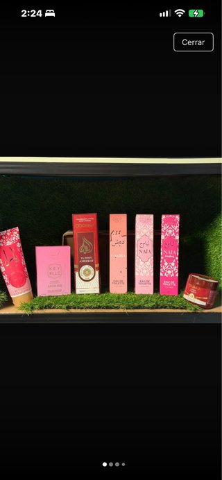 Lote de Perfumes y Lociones Rosas y Rojas