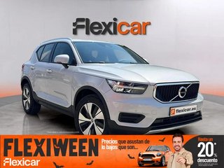 Volvo XC40 1.5 T2 Momentum Pro