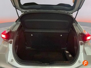 Toyota C-HR 1.8 Advance Hybrid 140