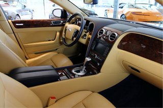 ALQUILER Bentley Flying Spur DE LUJO